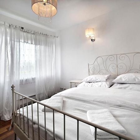 3 Bedrooms Apartment Zoliborz Gwiazdzista Warszawa Eksteriør billede