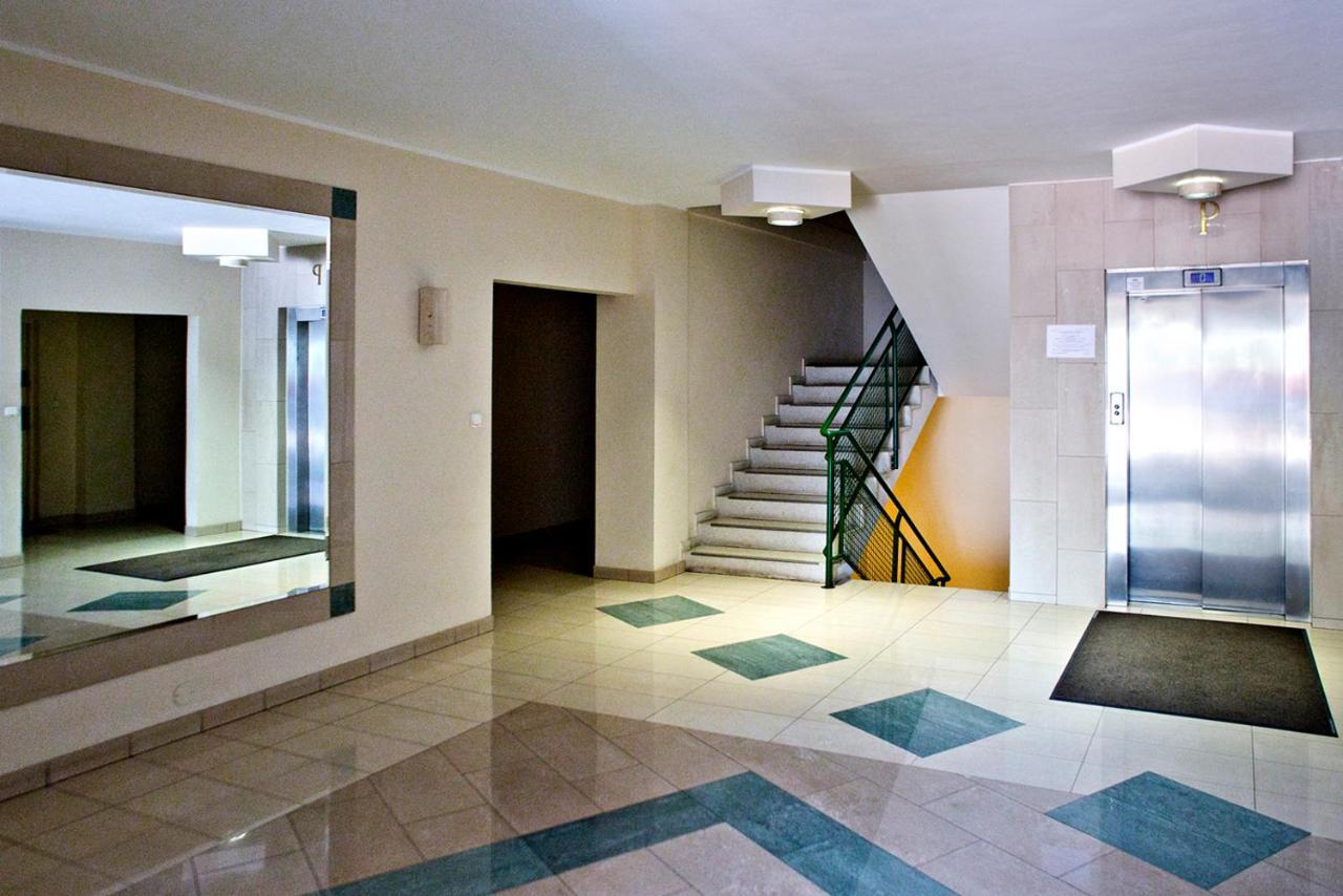 3 Bedrooms Apartment Zoliborz Gwiazdzista Warszawa Eksteriør billede
